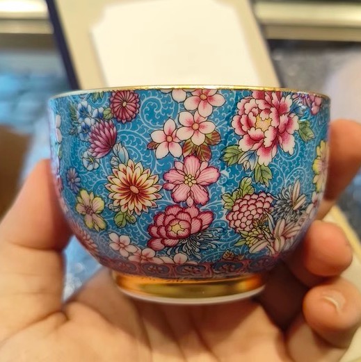 Official Jingdezhen Ceramic Gold-Plated Flower Carving Bahua Braised Flower Peep-flower Porcelain Master Cup Gongfu Single Tea Cup (Free Shipping Worldwide)