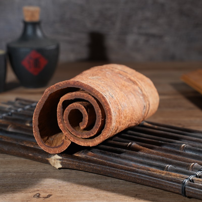 Wild Cinnamon Bark 500g Natural Growth and Harvested from the Mountains For Chinese Medicinal Materials and Spices, Marinade and Seasonings for Stewed Meat (Free Shipping Worldwide)