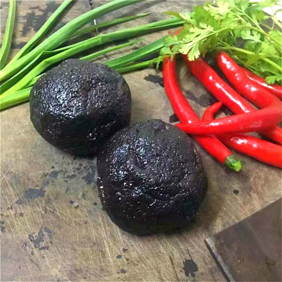Hunan Smoked Pig Blood Balls – Traditional Handmade, Shaoyang & Wugang Style, Authentic Flavor, 500g, Global Free Shipping