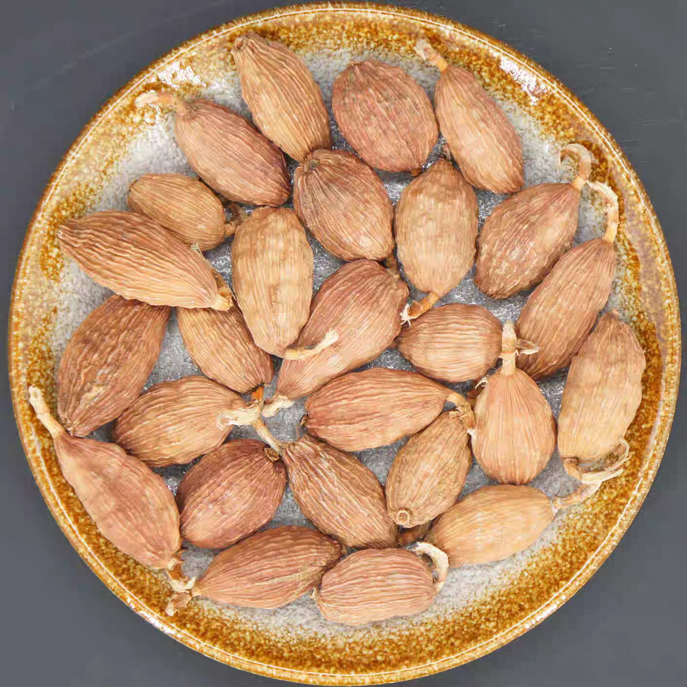 Wild Amomum Tsao-Ko (Black Cardamom) from Gaoligong Mountains 100g / 250g / 500g – Premium Yunnan Spice, Natural & Sulfur-Free, Free Worldwide Shipping